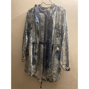 Long denim jacket with hoodie